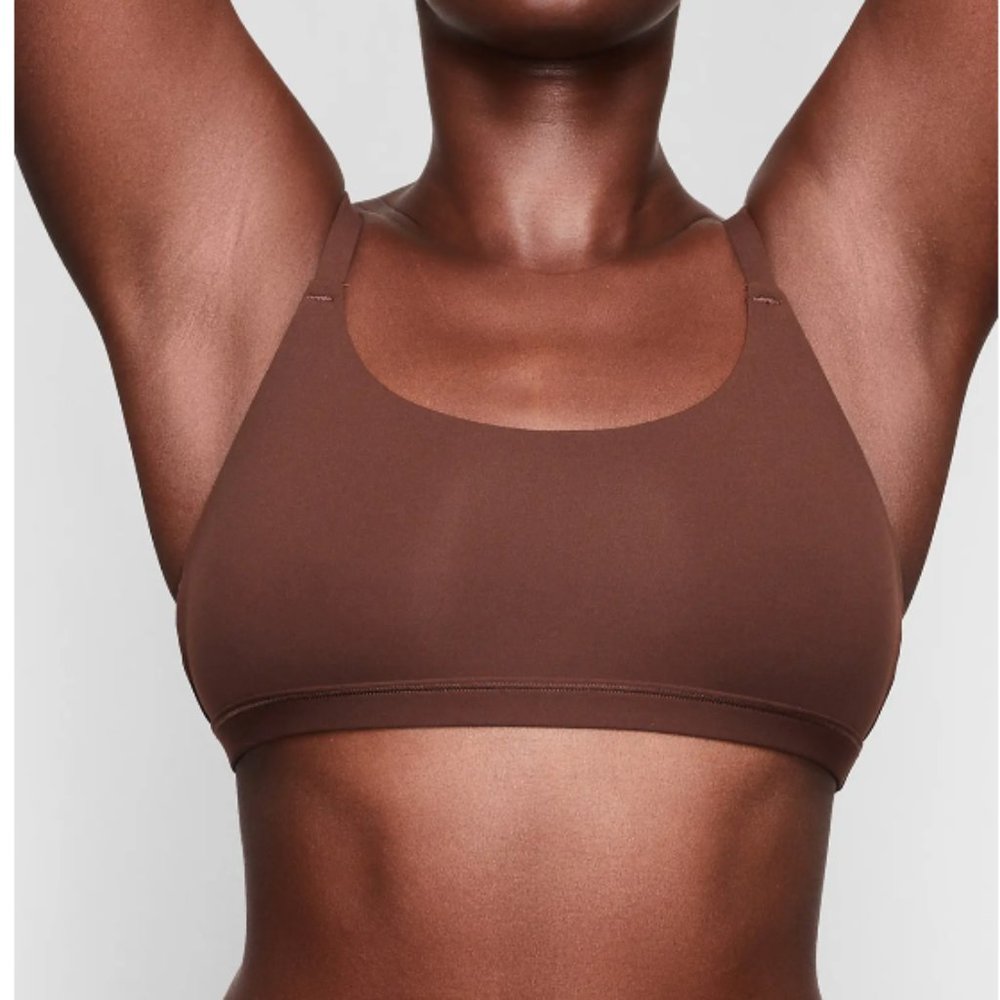 SKIMS Fits Everybody Scoop Neck Bralette